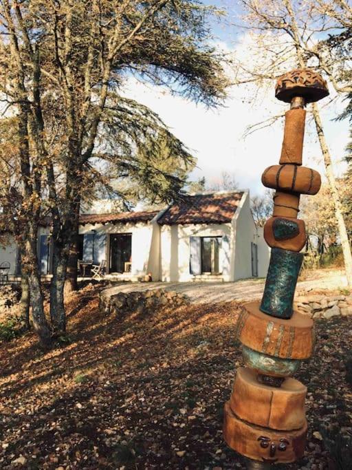 La Maison De Mado Et Sa Cabane Dans Les Arbres Plan d'Aups Buitenkant foto